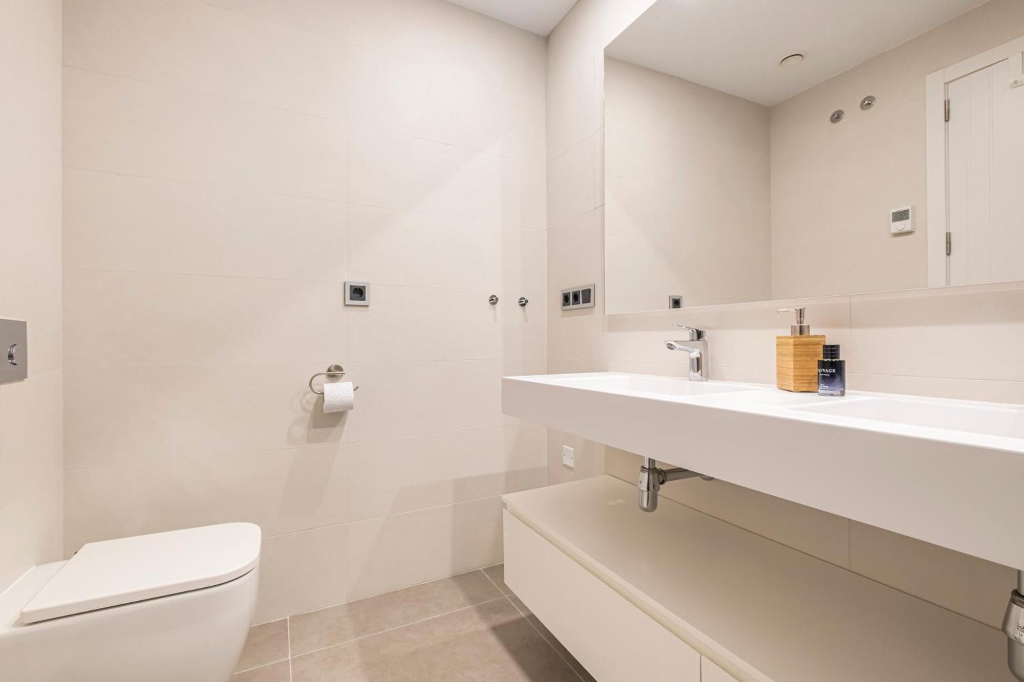 Sunset Waves Siesta Apartment เบนิดอร์ม ภายนอก รูปภาพ
