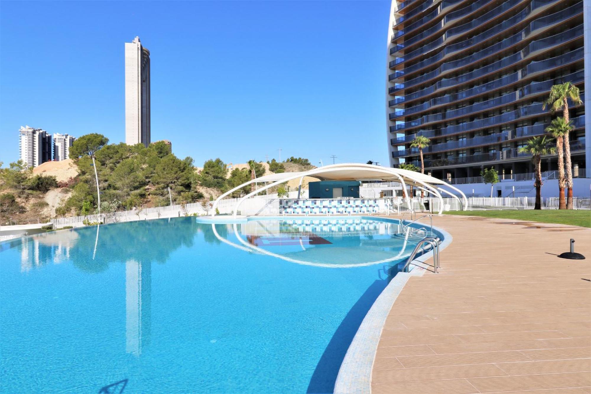 Sunset Waves Siesta Apartment เบนิดอร์ม ภายนอก รูปภาพ